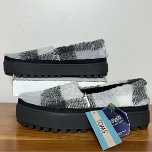 Toms Women's Black & White Plaid Platform Alpargata Loafers Shoes Size: 5.5M‎